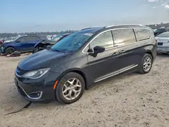 2C4RC1BG0JR333336 2018 CHRYSLER PACIFICA