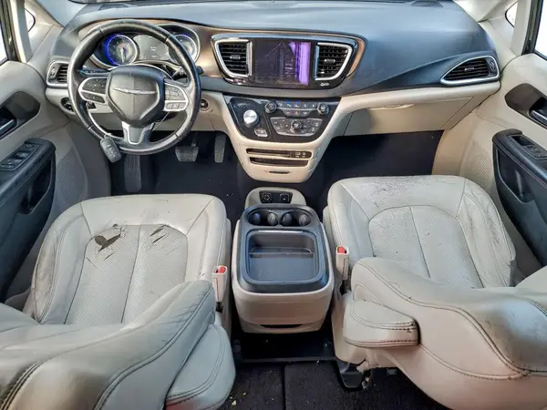 2C4RC1BG0JR333336 2018 CHRYSLER PACIFICA - Image 8