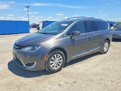 2C4RC1BG0JR352565 2018 CHRYSLER PACIFICA