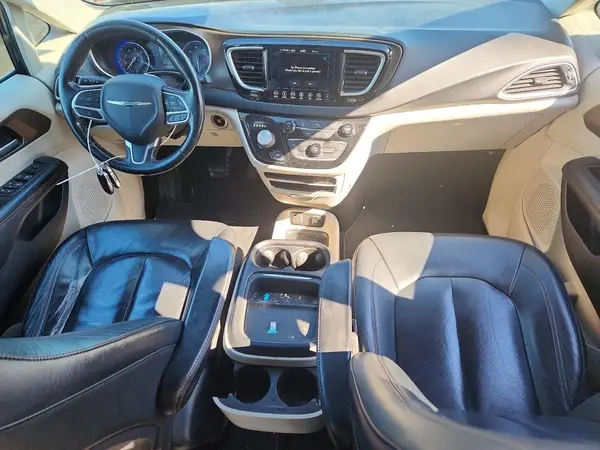 2C4RC1BG0KR507116 2019 CHRYSLER PACIFICA - Image 8