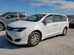 2C4RC1BG0KR522716 2019 CHRYSLER PACIFICA
