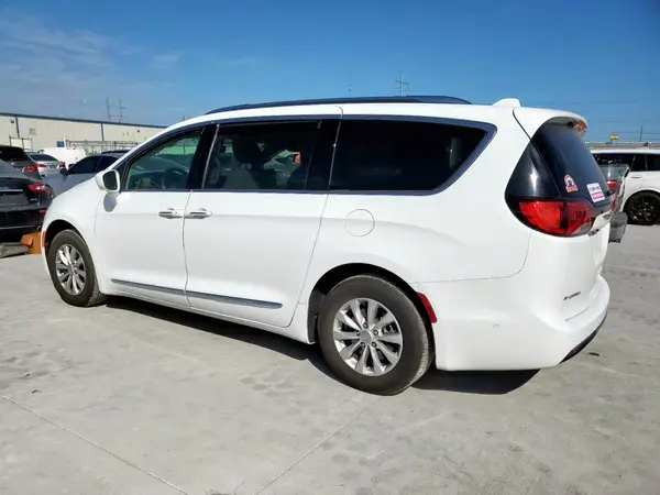 2C4RC1BG0KR522716 2019 CHRYSLER PACIFICA - Image 2