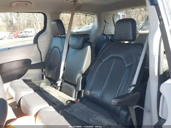 2C4RC1BG0KR531612 2019 CHRYSLER PACIFICA - Image 8