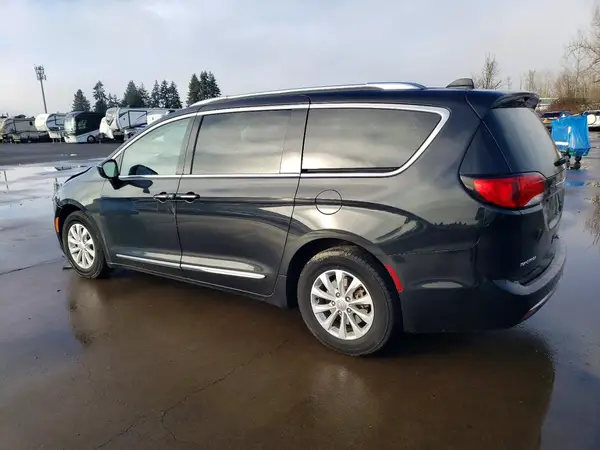 2C4RC1BG0KR554694 2019 CHRYSLER PACIFICA - Image 2