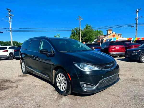 2C4RC1BG0KR555280 2019 CHRYSLER PACIFICA - Image 2