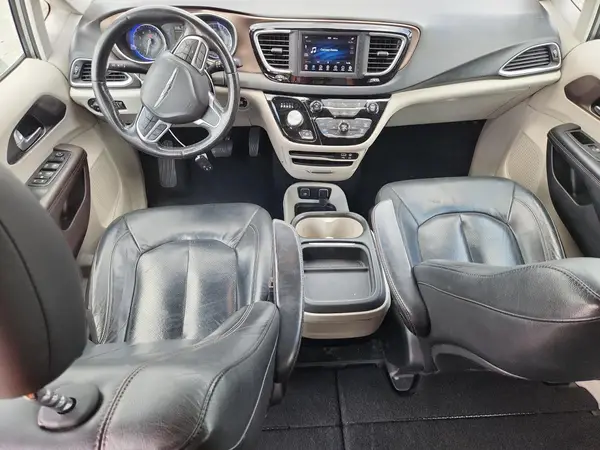 2C4RC1BG0KR560057 2019 CHRYSLER PACIFICA - Image 8