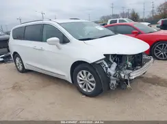2C4RC1BG0KR560091 2019 CHRYSLER PACIFICA