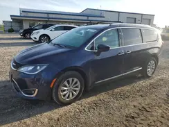 2C4RC1BG0KR560124 2019 CHRYSLER PACIFICA