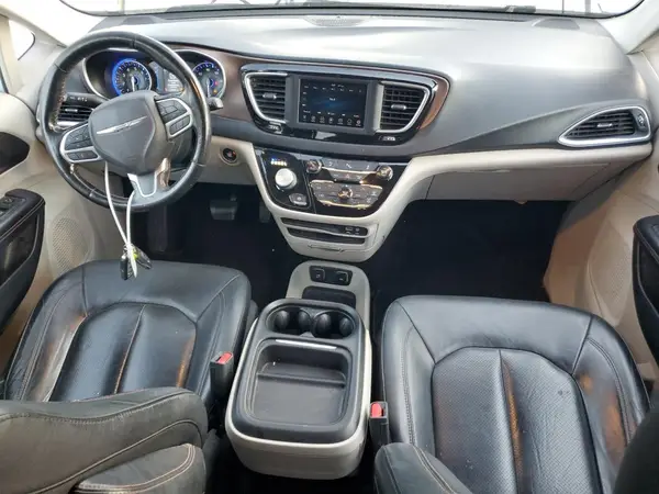 2C4RC1BG0KR566926 2019 CHRYSLER PACIFICA - Image 8
