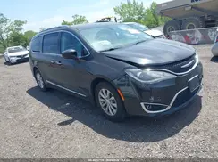 2C4RC1BG0KR577344 2019 CHRYSLER PACIFICA