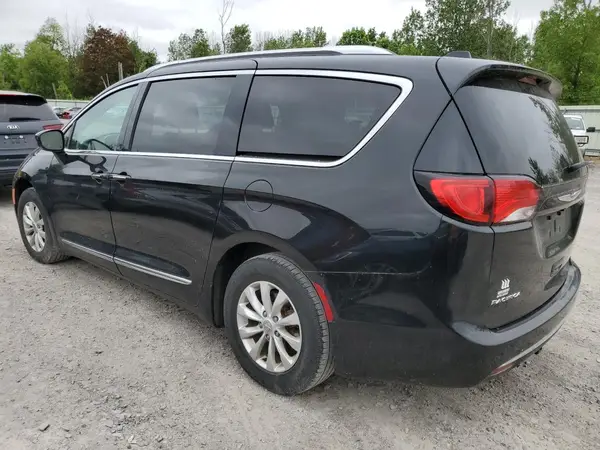 2C4RC1BG0KR593169 2019 CHRYSLER PACIFICA - Image 2