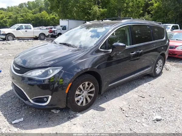 2C4RC1BG0KR612934 2019 CHRYSLER PACIFICA - Image 2