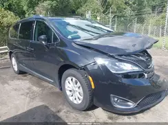 2C4RC1BG0KR616188 2019 CHRYSLER PACIFICA