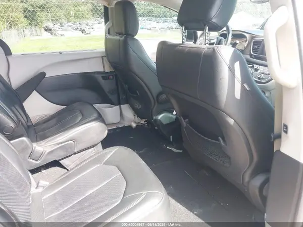 2C4RC1BG0KR616188 2019 CHRYSLER PACIFICA - Image 8