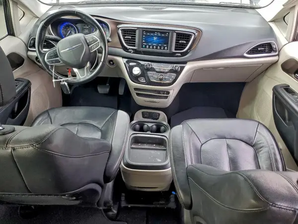 2C4RC1BG0KR624792 2019 CHRYSLER PACIFICA - Image 8