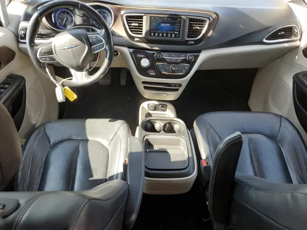 2C4RC1BG0KR625330 2019 CHRYSLER PACIFICA - Image 8