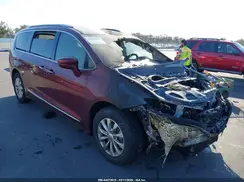 2C4RC1BG0KR625554 2019 CHRYSLER PACIFICA