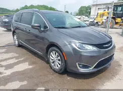 2C4RC1BG0KR625893 2019 CHRYSLER PACIFICA