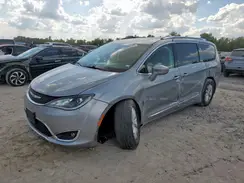 2C4RC1BG0KR626302 2019 CHRYSLER PACIFICA