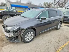 2C4RC1BG0KR627143 2019 CHRYSLER PACIFICA