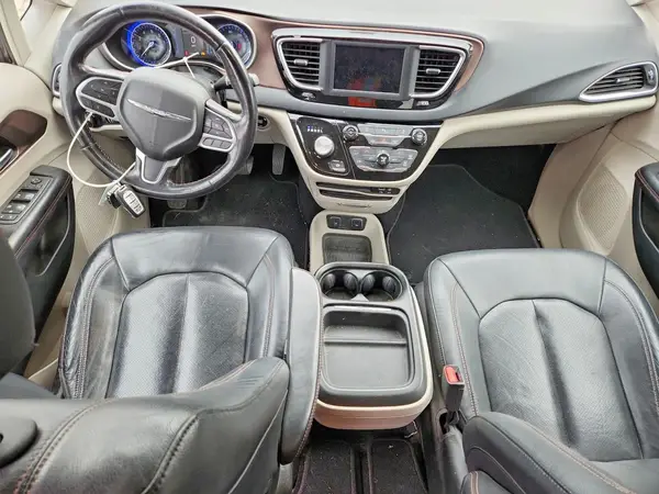 2C4RC1BG0KR627143 2019 CHRYSLER PACIFICA - Image 8