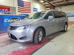 2C4RC1BG0KR629975 2019 CHRYSLER PACIFICA