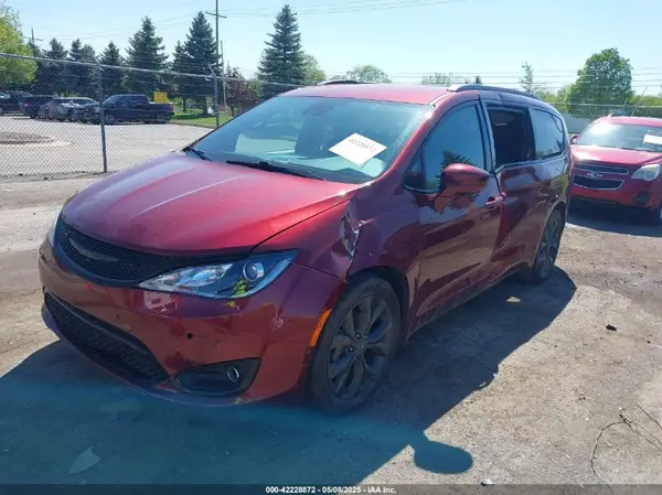 2C4RC1BG0KR638594 2019 CHRYSLER PACIFICA - Image 2