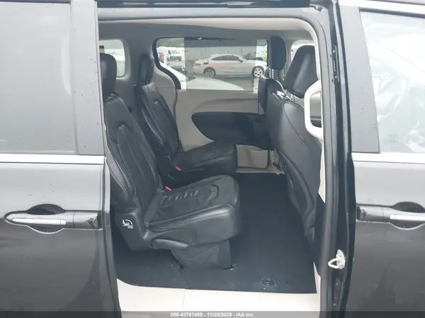 2C4RC1BG0KR650938 2019 CHRYSLER PACIFICA - Image 8