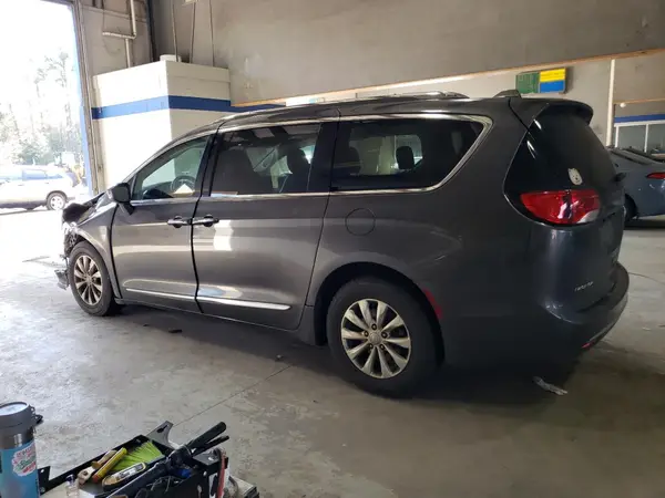 2C4RC1BG0KR651331 2019 CHRYSLER PACIFICA - Image 2