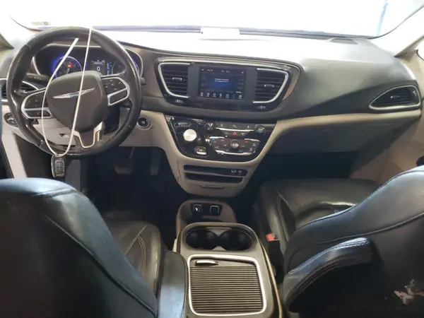 2C4RC1BG0KR651331 2019 CHRYSLER PACIFICA - Image 8