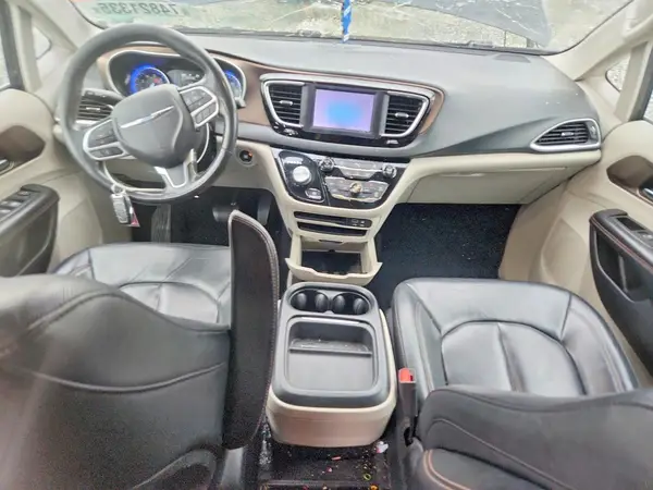 2C4RC1BG0KR652298 2019 CHRYSLER PACIFICA - Image 8