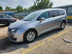 2C4RC1BG0KR665682 2019 CHRYSLER PACIFICA