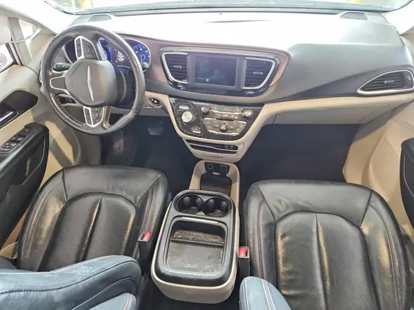 2C4RC1BG0KR665861 2019 CHRYSLER PACIFICA - Image 8