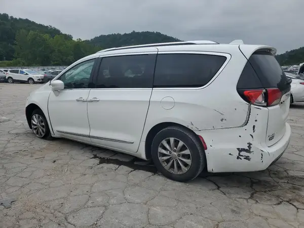 2C4RC1BG0KR665990 2019 CHRYSLER PACIFICA - Image 2