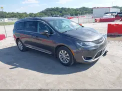 2C4RC1BG0KR680795 2019 CHRYSLER PACIFICA