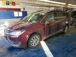 2C4RC1BG0KR685527 2019 CHRYSLER PACIFICA