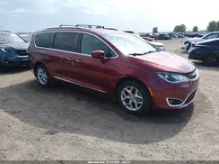 2C4RC1BG0KR733575 2019 CHRYSLER PACIFICA