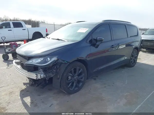 2C4RC1BG0KR746939 2019 CHRYSLER PACIFICA - Image 2