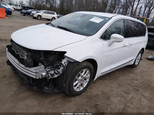 2C4RC1BG0LR114377 2020 CHRYSLER PACIFICA - Image 2