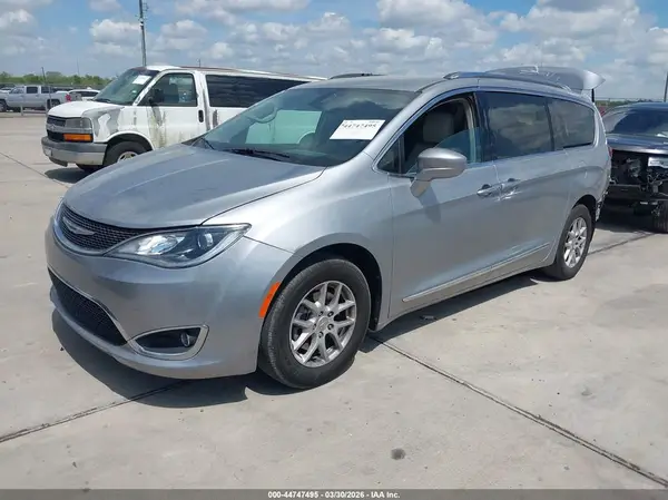 2C4RC1BG0LR115397 2020 CHRYSLER PACIFICA - Image 2