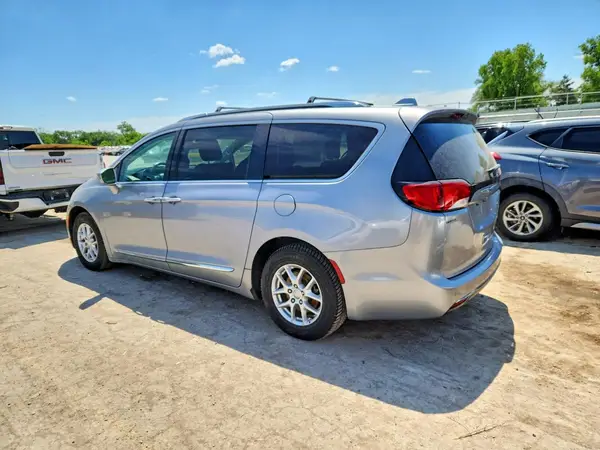 2C4RC1BG0LR120311 2020 CHRYSLER PACIFICA - Image 2