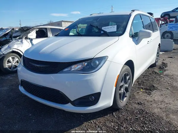 2C4RC1BG0LR150361 2020 CHRYSLER PACIFICA - Image 2