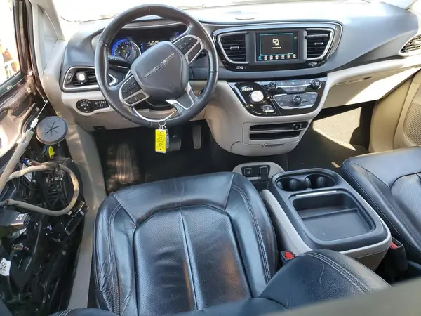2C4RC1BG0LR165913 2020 CHRYSLER PACIFICA - Image 8