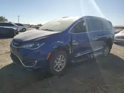 2C4RC1BG0LR173381 2020 CHRYSLER PACIFICA