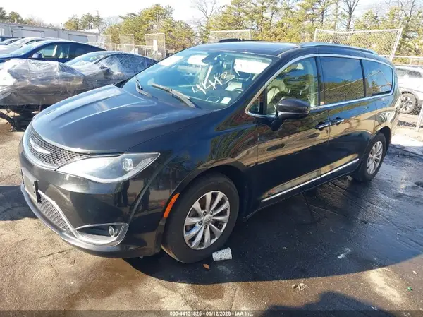 2C4RC1BG0LR176393 2020 CHRYSLER PACIFICA - Image 2