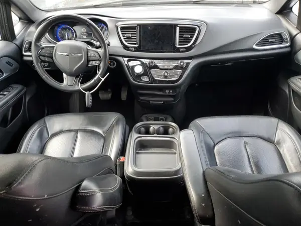 2C4RC1BG0LR184378 2020 CHRYSLER PACIFICA - Image 8