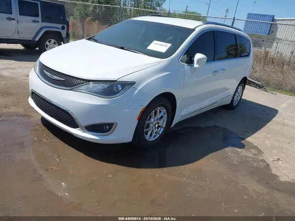 2C4RC1BG0LR204984 2020 CHRYSLER PACIFICA - Image 2