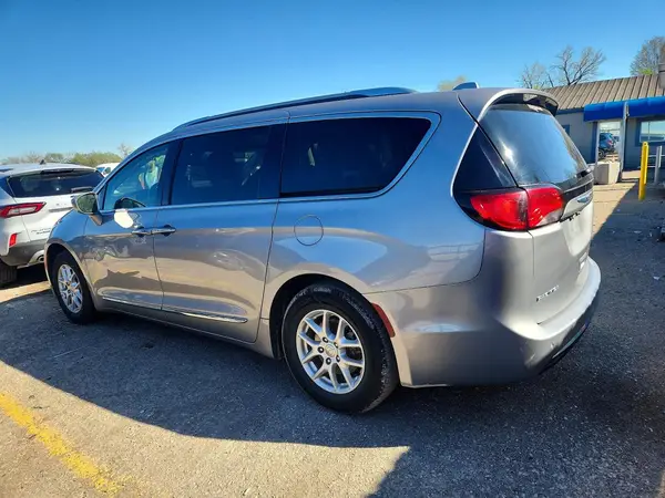 2C4RC1BG0LR268801 2020 CHRYSLER PACIFICA - Image 2