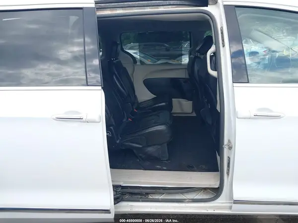2C4RC1BG0LR271844 2020 CHRYSLER PACIFICA - Image 8