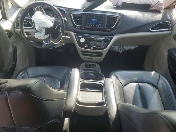 2C4RC1BG0LR280656 2020 CHRYSLER PACIFICA - Image 8